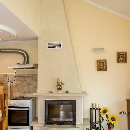 Lejlighed Spacious & Sunny Maisonette With Terrace Near Centre By Flаt Manаger